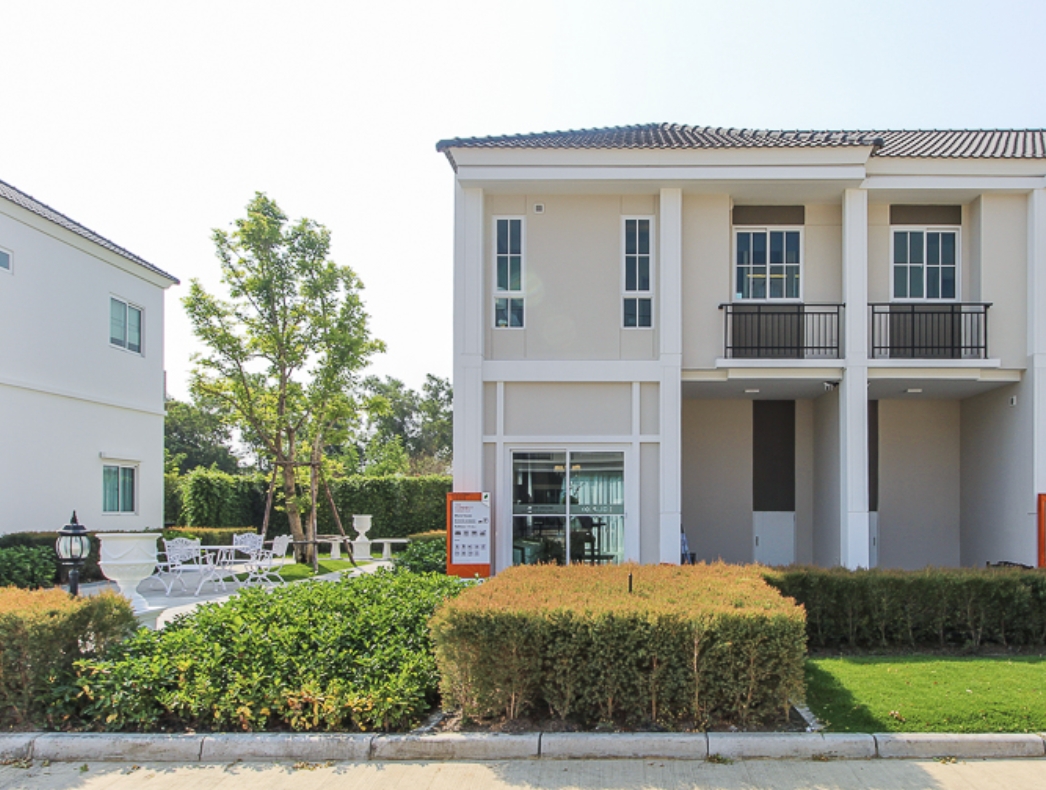 The-Connect-Ramintra-Km-8