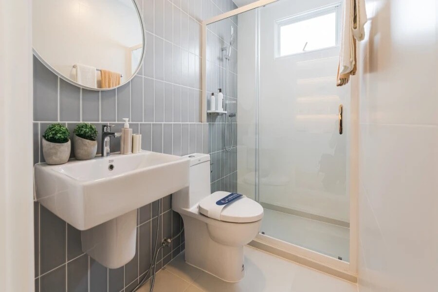 Indy-Srinakarin-Praeksa