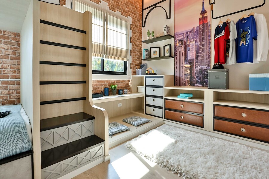 Chewa-Home-Suksawat-Pracha-U-Thit