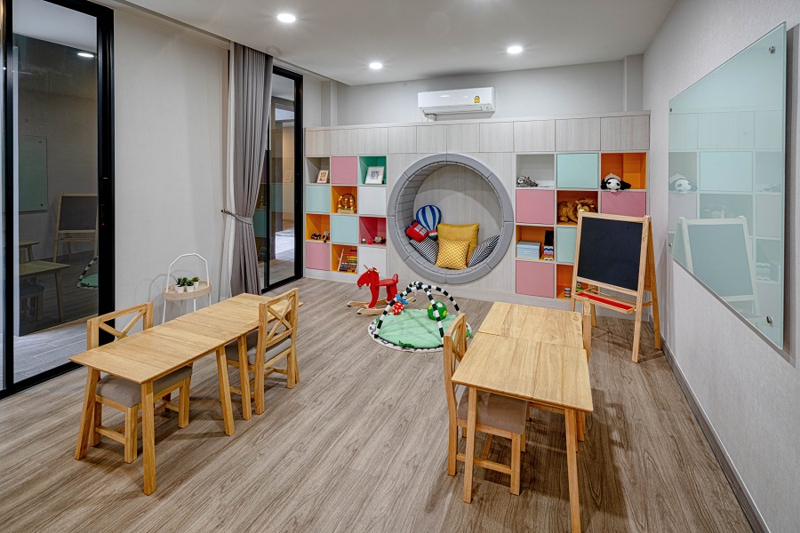 Baan-Britania-Khukhot-Station