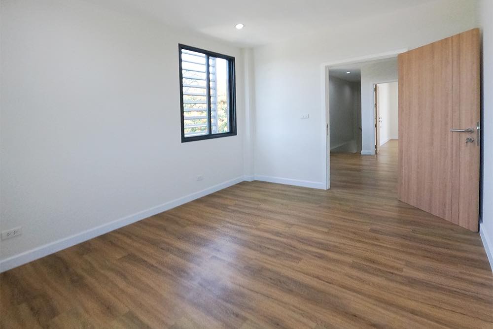 โบโร่-บางอ้อ-สเตชั่น