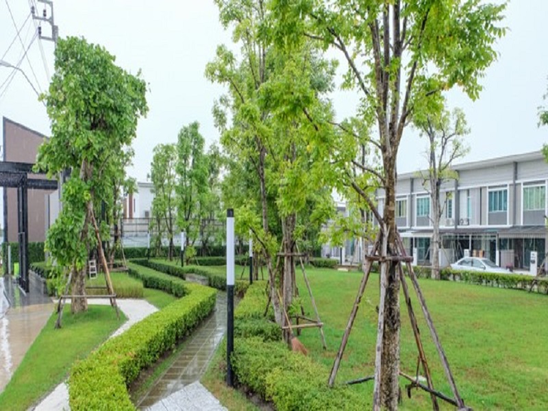 Pruksa-Ville-78-Srinakarin-Thepharak