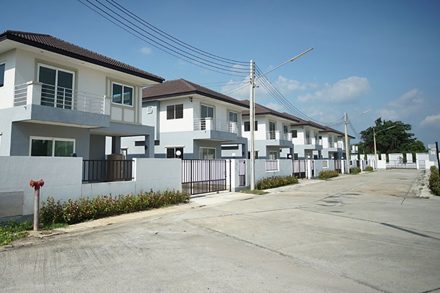 บ้านวนา-แปดริ้ว