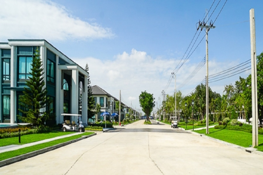 Grand-Britania-Taweewattana