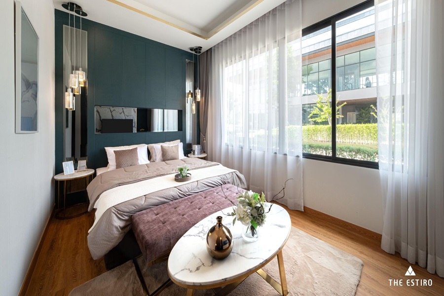 ดิ-เอสธิโร่-สิริสา